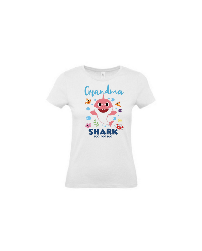 T-shirt grandma shark femme